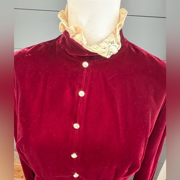 Vintage Red Velvet Like 1960’s Zippered Dress with Cream Lace, Christmas - Picture 2 of 16